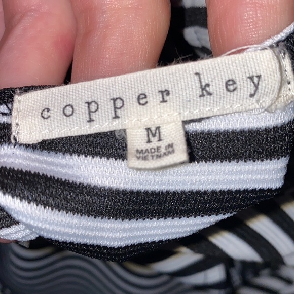 Copper Key black & white striped sleeveless dress youth size Medium​ - Picture 3 of 4